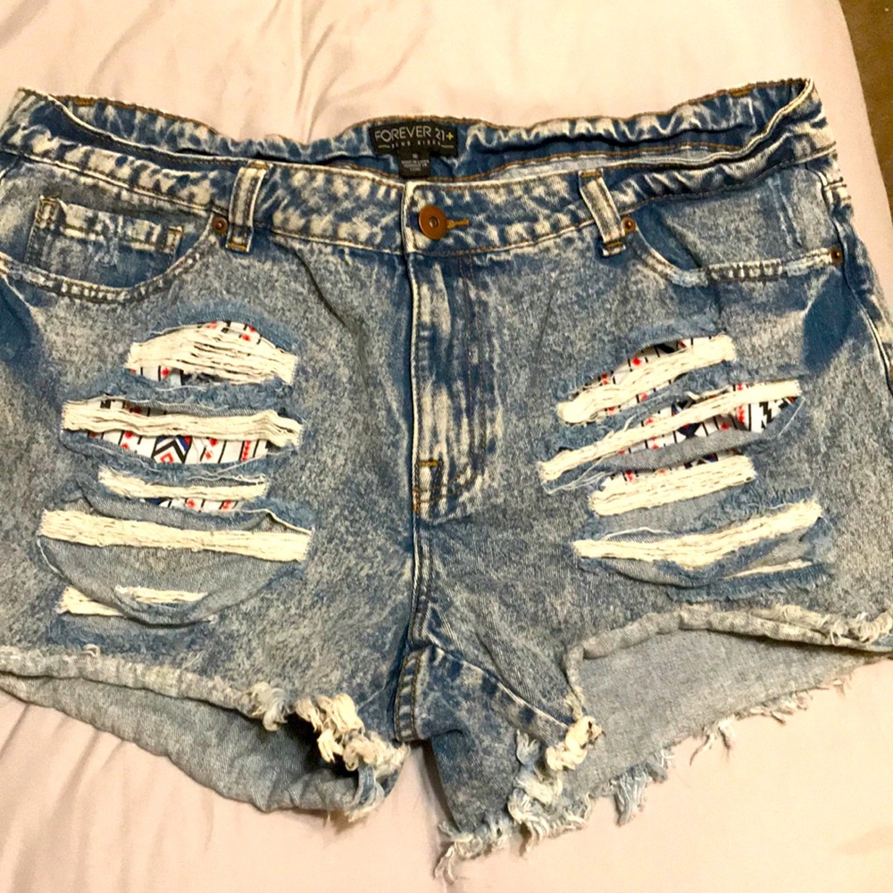 Forever 21 plus sized Jean shorts size 16